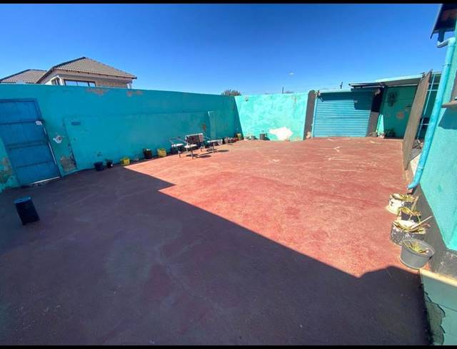 2 BEDROOM HOUSE FOR SALE IN PROTEA GLEN